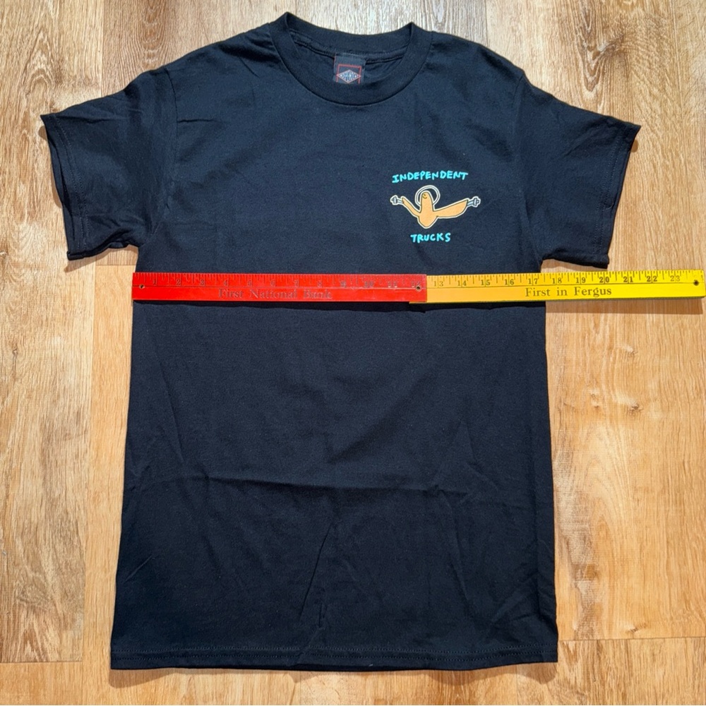 Independent Trucks Shirt Tony Hawk Skate Indy Promo Trucks Black sz Small NWOT - Picture 2 of 7